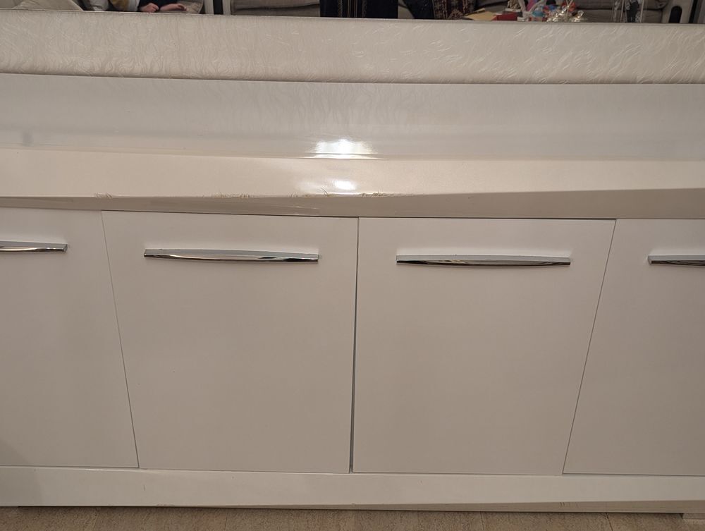Buffet blanc laqu&eacute; Meubles