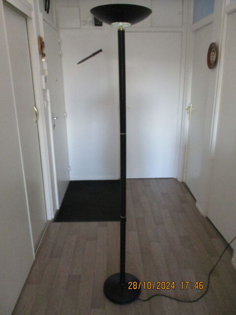 Lampe halogne 60 Malzville (54)