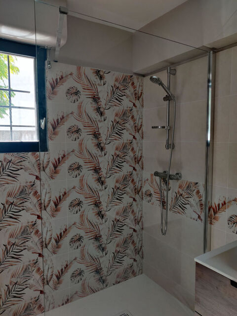 PAROI DE DOUCHE A L' ITALIENNE  120l X 195H
Montpellier (34)
