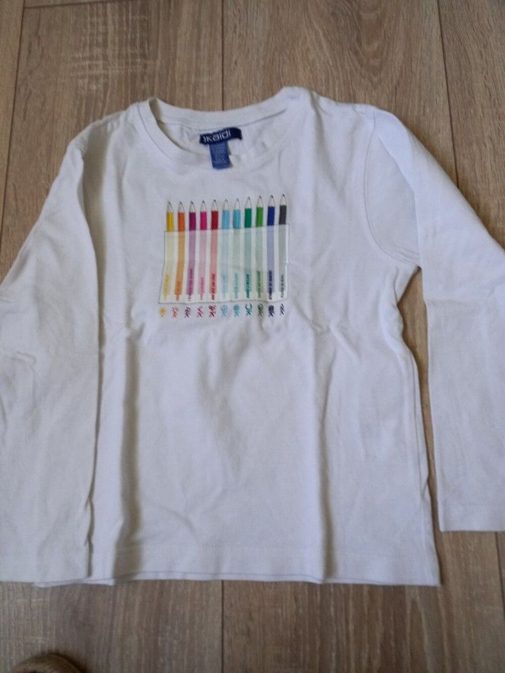 Tee-shirt manches longues blanc marque Okaidi taille 4 ans Vêtements enfants