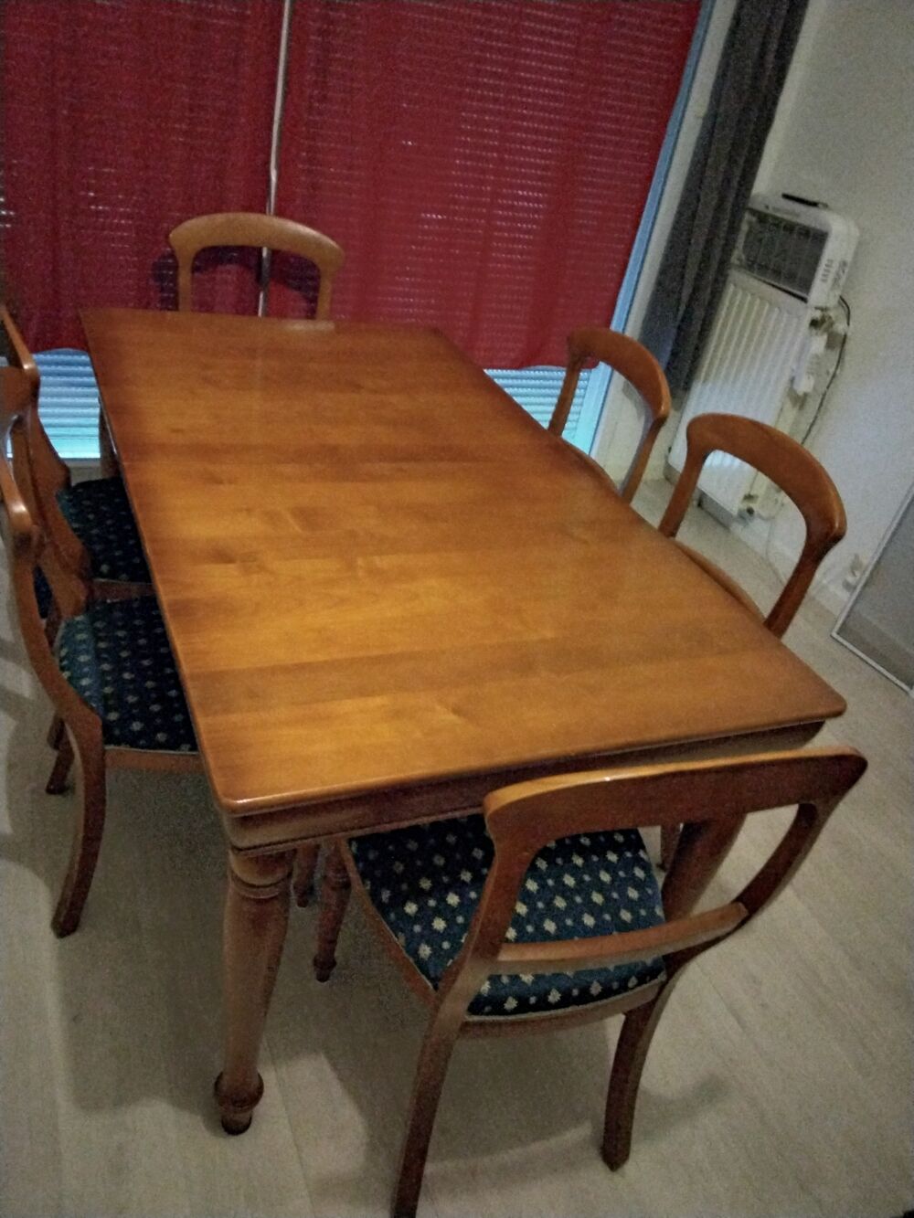 Salle &agrave; manger Meubles