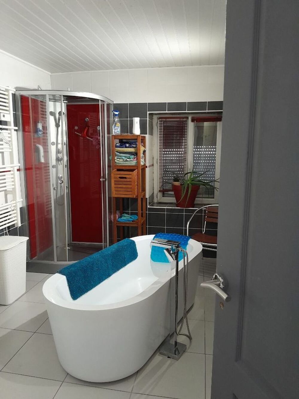 Location Chambre 3 Chambres meublées Puzieux