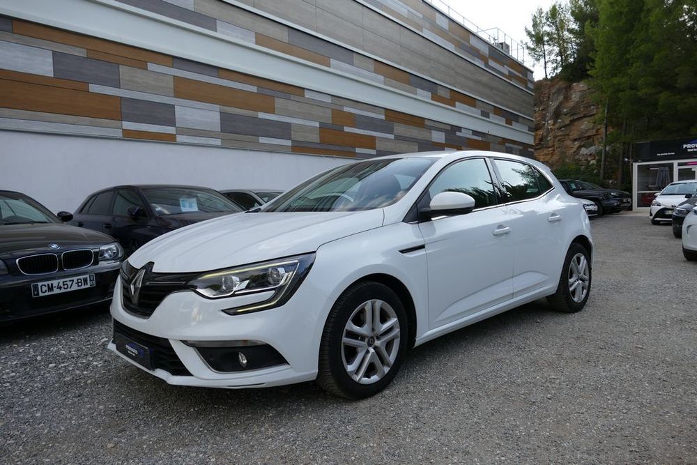 Megane IV M&eacute;gane IV Berline dCi 110 Energy eco2 Business 2017 occasion 13600 La Ciotat