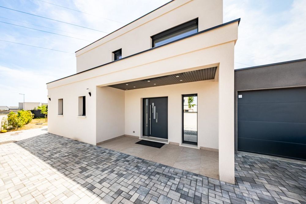 Maison 6 pièces 164 m² · à Ahuy · 164 m² · 624 500 €