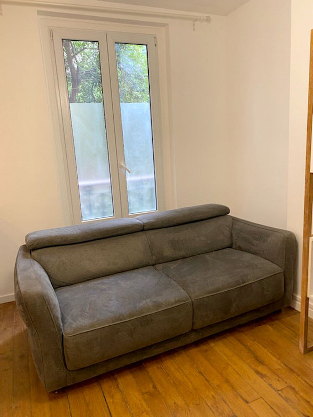 Canap&eacute; convertible gris Natuzzi Meubles