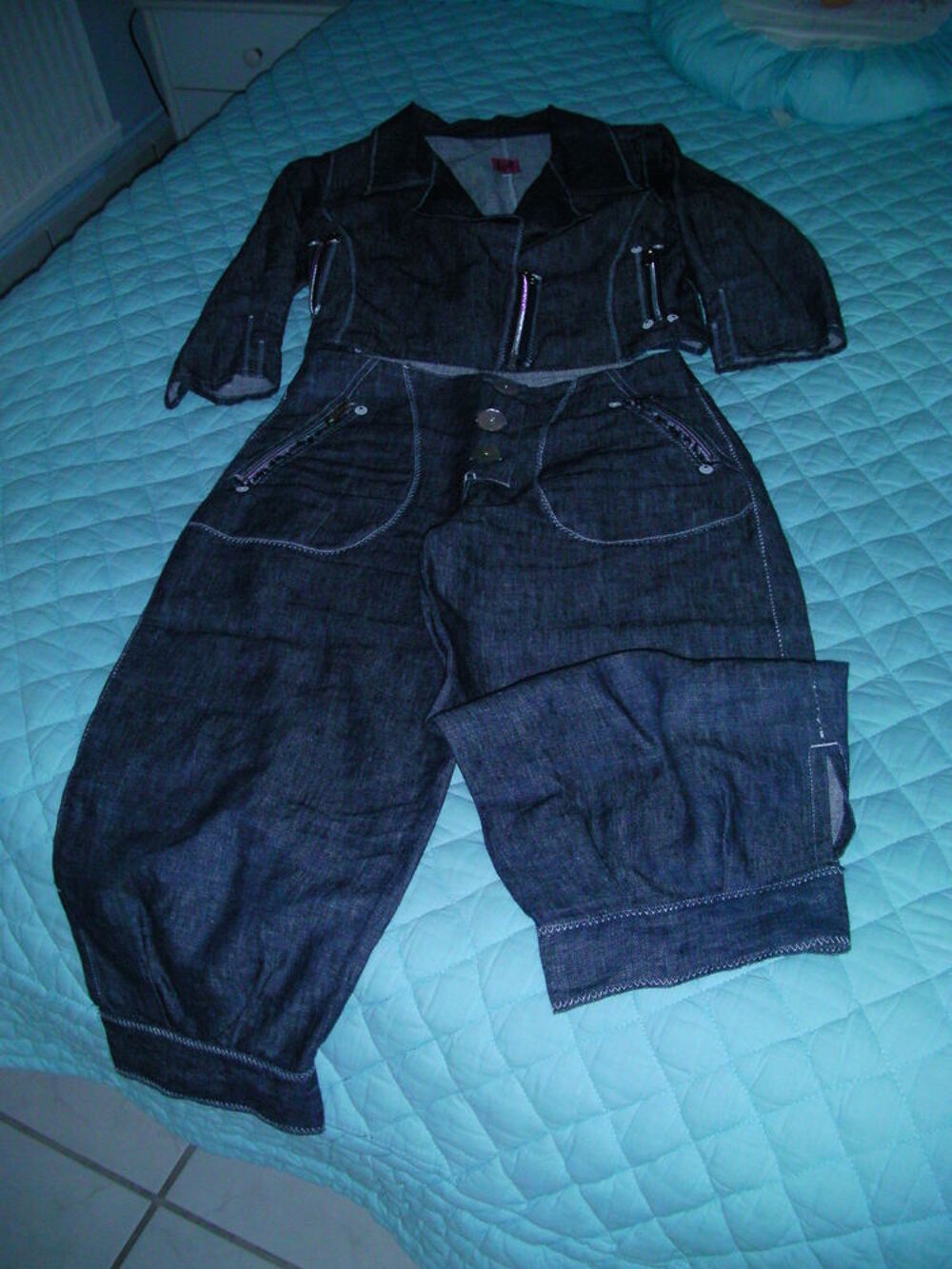 ENSEMBLE FEMME BLOUSON et PANTACOURT LO Vêtements