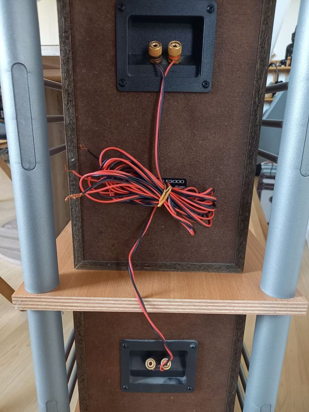 DON DE 2 ENCEINTES JVC Audio et hifi