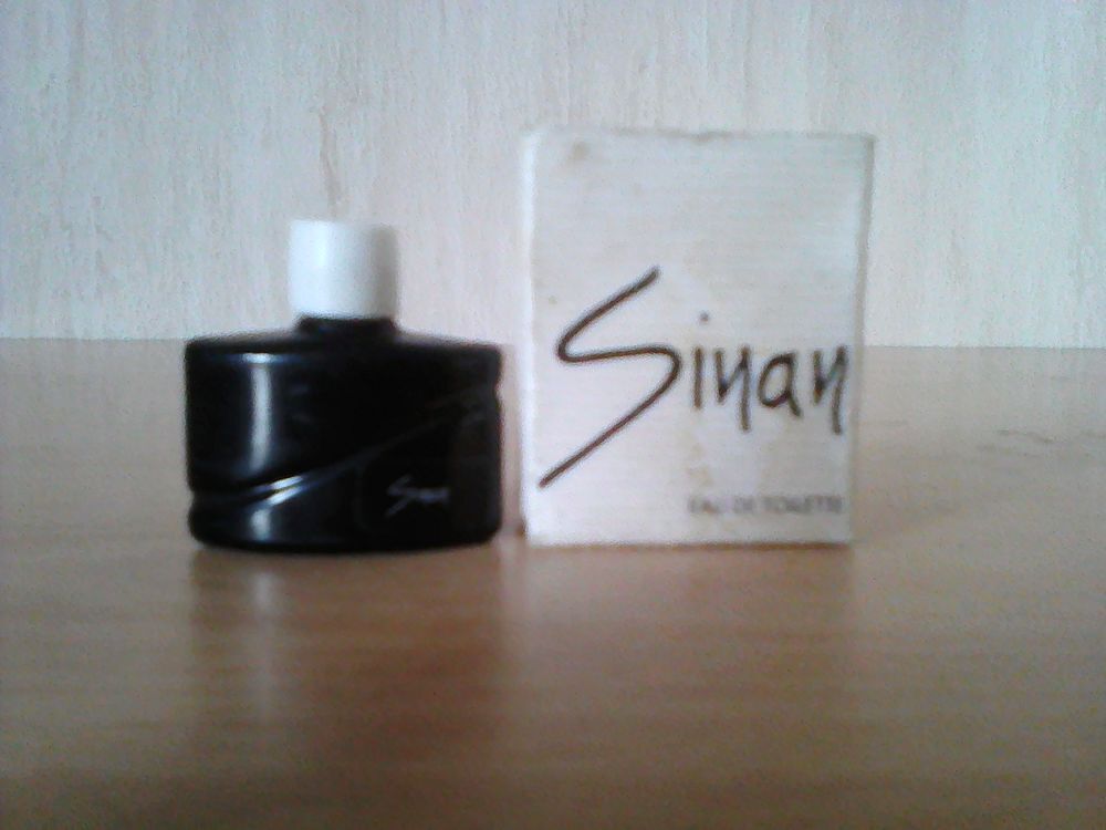 MINIATURE DE PARFUM 