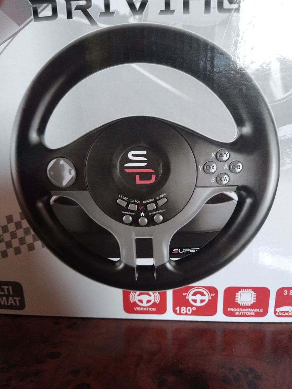 volant et pedale Consoles et jeux vidéos