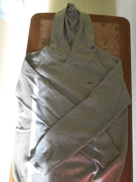 pull gris 10 Beauquesne (80)