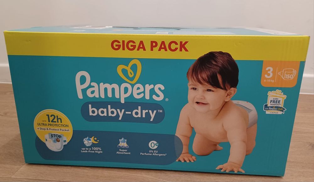 Couches PAMPERS GIGAPACK- Baby-dry -Cartons de couches NEUFS Pu�riculture