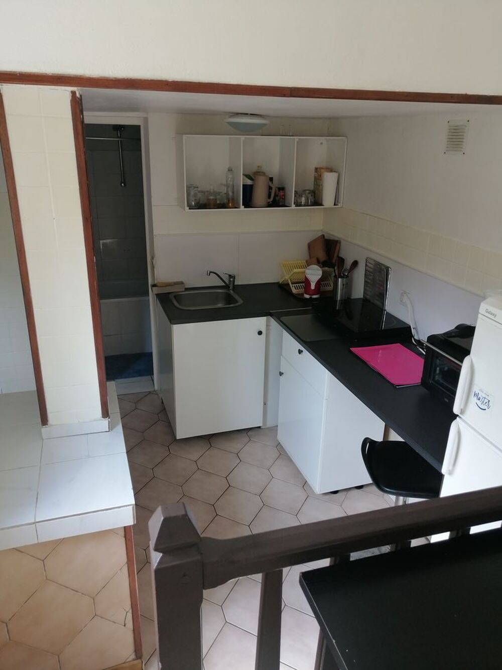Lot de tout l'int&eacute;rieur d'un logement 2 pi&egrave;ces en Janvier 24 Meubles