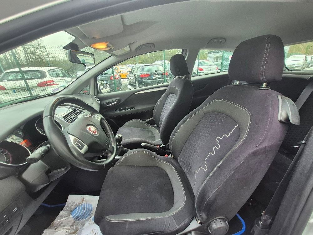 Punto 1.2 8V 69 Italia 2013 occasion 49070 Saint-L&eacute;ger-de-Lini&egrave;res