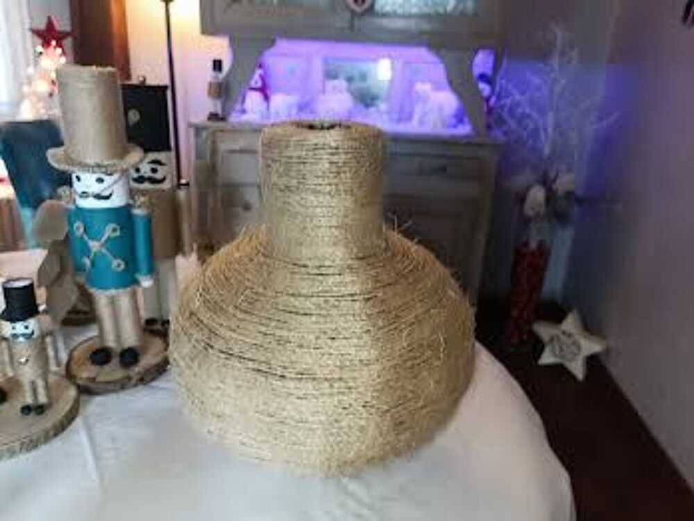 CASSE-NOISETTE / GNOMES / VASES / FABRICATION ARTISANALE Décoration