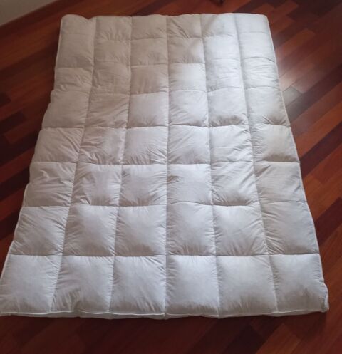 Sur matelas 140x190 coton/plumes 30 Paris 18 (75)