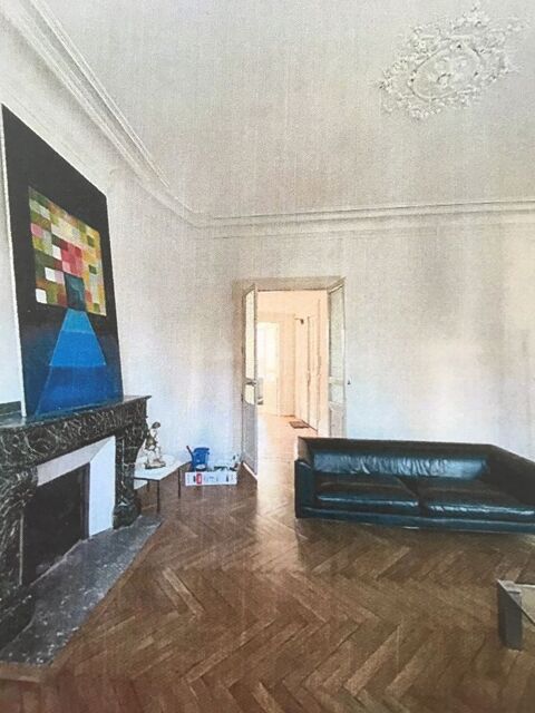  Appartement � louer 5 pi�ces 204 m�