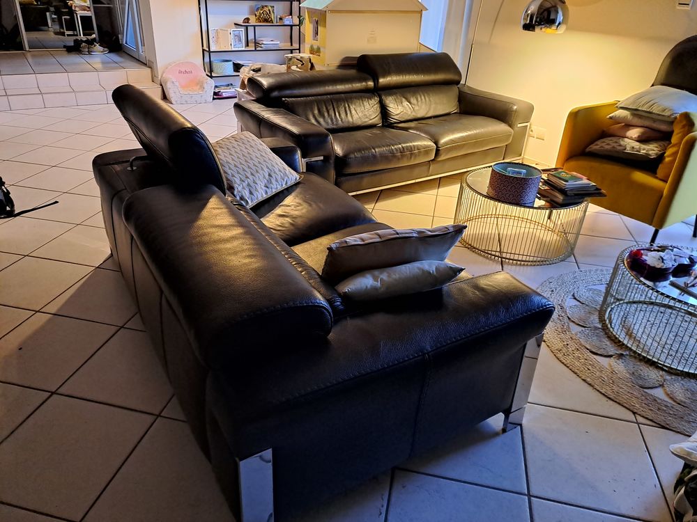 Canap&eacute; cuir moderne Meubles