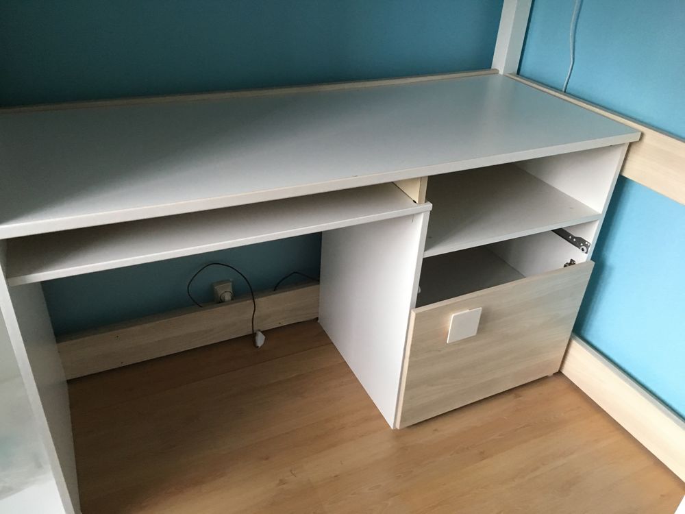 PRIX BAISS&Eacute; DE 100&amp;euro;; LIT MEZZANINE AVEC BUREAU Meubles
