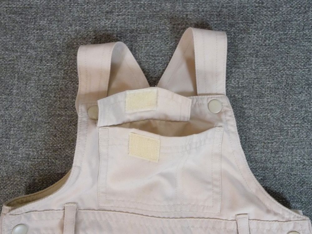 Salopette Beige &agrave; Boutons Pressions- 6 mois-Tout Compte Fait Vêtements enfants