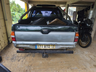 L 200 Pick-up L200 2.5 TBO D - 100 CLUB CAB GL 1996 occasion 97231 Le Robert