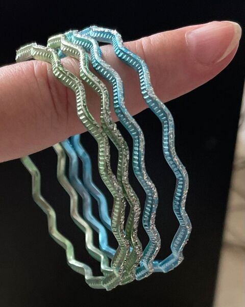 Bracelets métalliques vert et bleu irisés 6 Charenton-le-Pont (94)