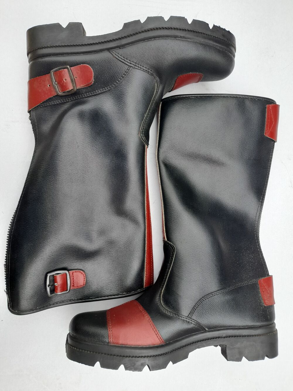 BOTTES en cuir Chaussures
