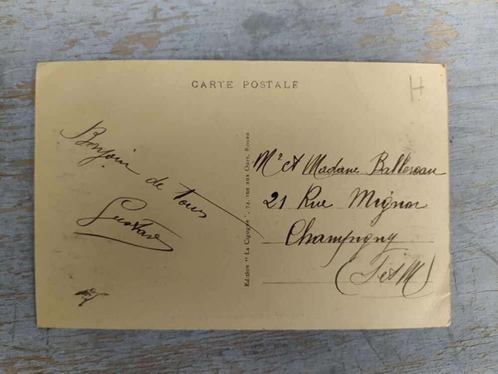 76. CPA YVETOT. &Eacute;cole Pensionnat des Gar&ccedil;ons / Normandie 
