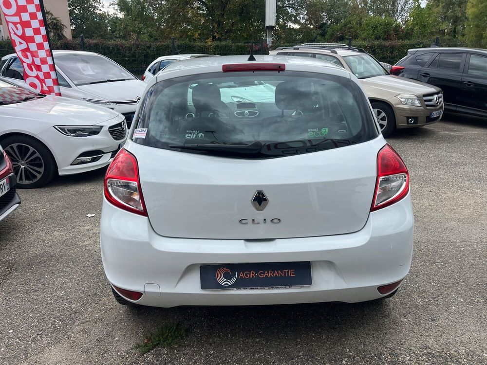 Clio III 1.2 16V 75 eco2 Expression Clim Euro 5 2011 occasion 82000 Montauban