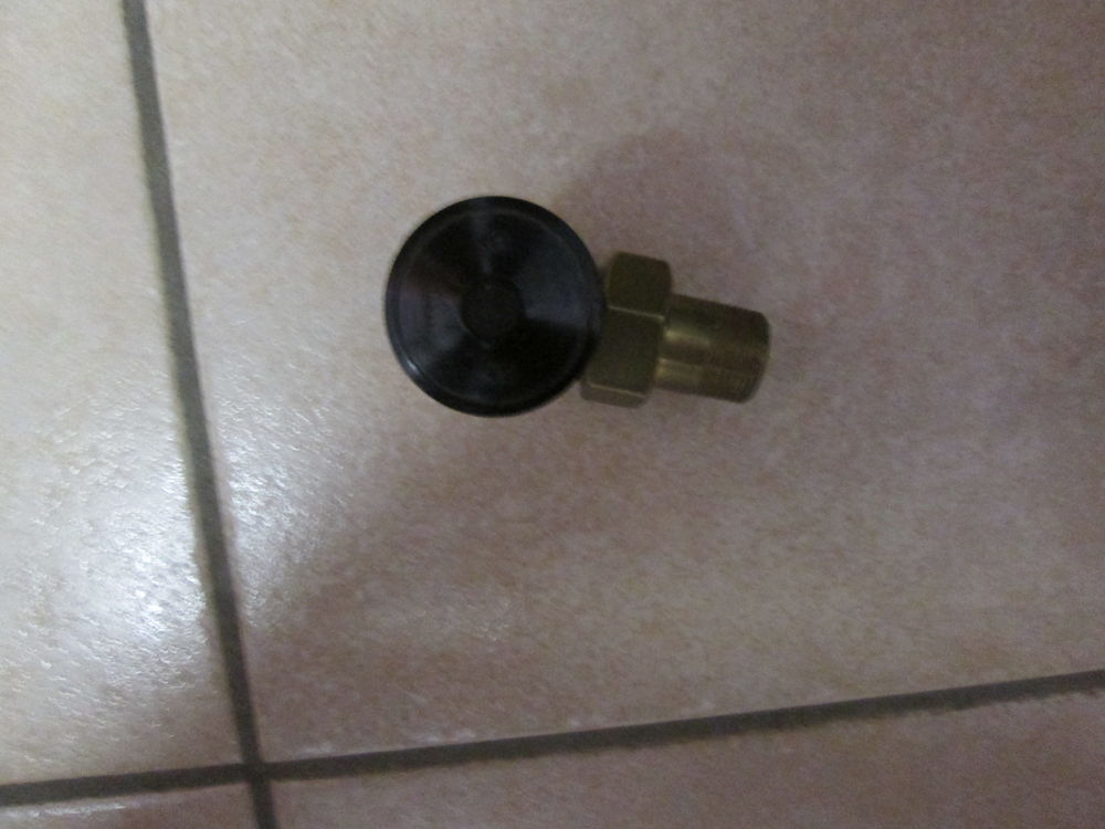 robinet equerre de radiateur en fonte ancien+raccord Bricolage