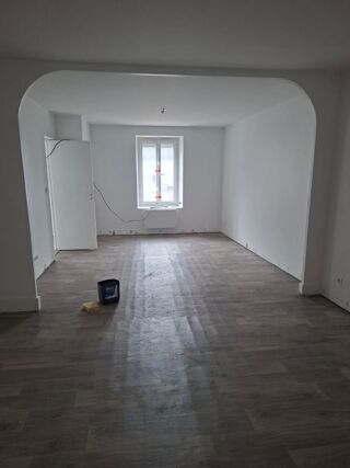  Appartement � louer 5 pi�ces 90 m� Bourges