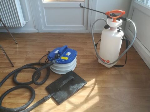 Kit decolleuse papier peint + pulverisateur / Livra 5 Lyon 4 (69)