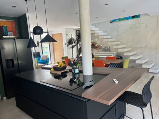  Maison � vendre 5 pi�ces 180 m�