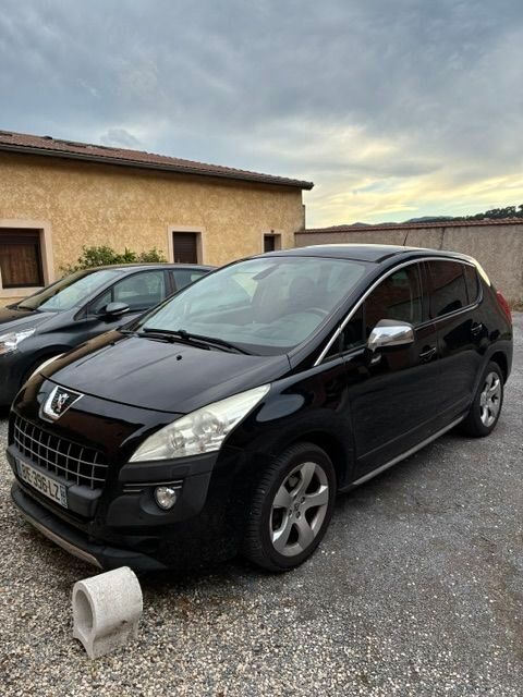Peugeot 3008 1.6 HDi 16V 110ch FAP BMP6 BLUE LION Premium Pack 2010 occasion Aubenas 07200