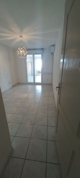  Appartement � vendre 2 pi�ces 57 m� Saint-est�ve