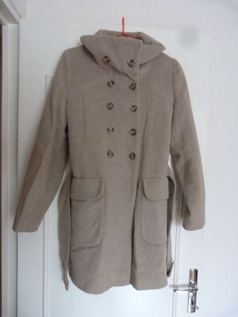 Manteau femme. 4 Pleslin-Trigavou (22)