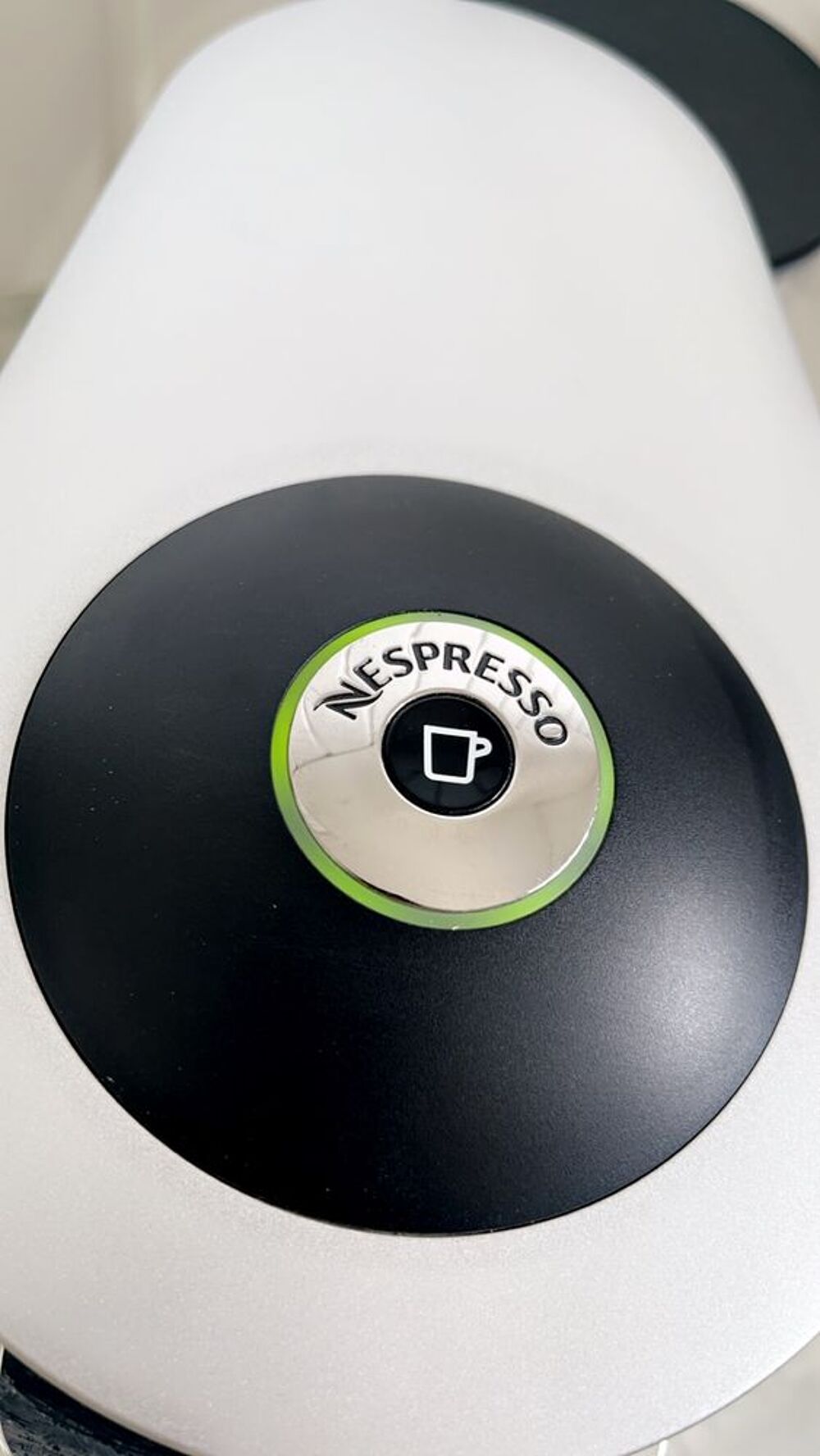 Cafeti&egrave;re NESPRESSO Electrom�nager