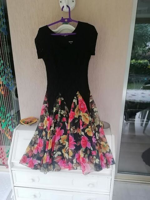 robe en �tat parfait 15 Le Cannet (06)