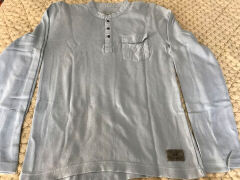 PULL BLEU PALE 34 ou 14 ans  ITEM 3217 6 Saint-Genis-Laval (69)