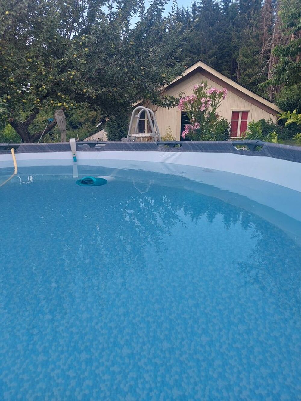 Maison 10 pièces 245 m² · à Lachapelle-Graillouse · 245 m² · 188 000 €