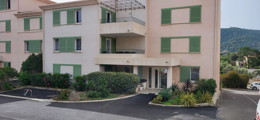   APPARTEMENT T2 ILE ROUSSE Corse, L'le-Rousse (20220)