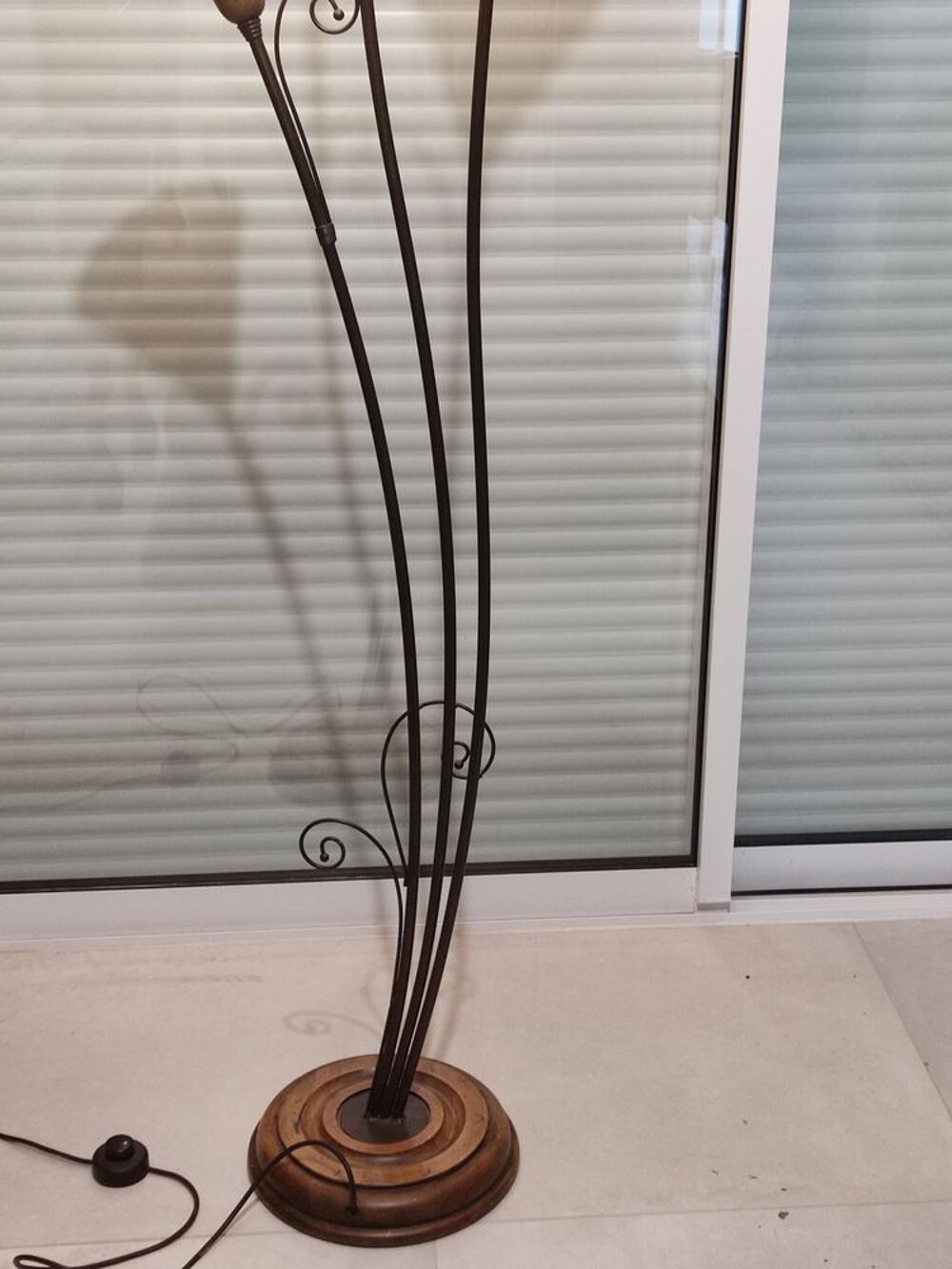 Lampes lampadaire tulipes sur pieds tb&egrave; comme neuf Décoration