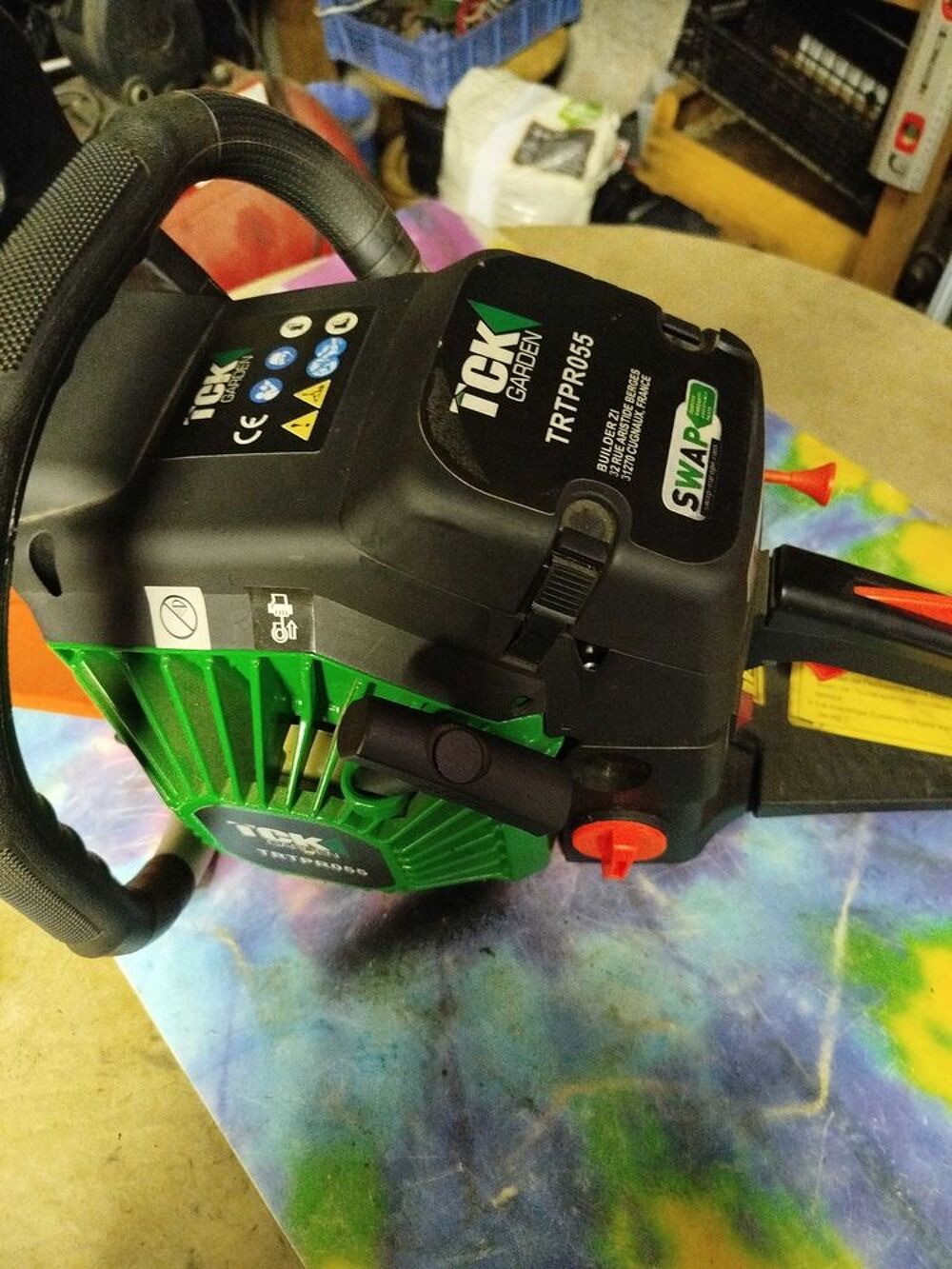 tron&ccedil;oneuse Bricolage
