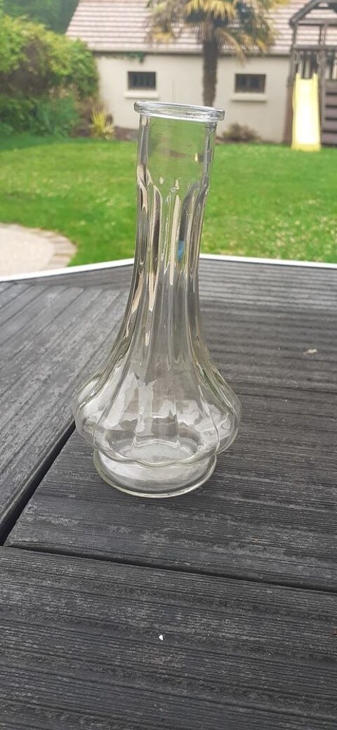 Vase Verre Transparent - Haut. 15 cm 2 La Fert-Alais (91)