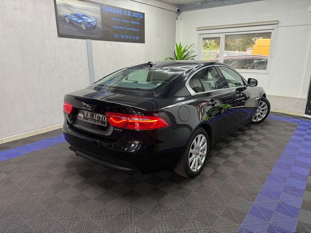 XE 2.0 D - 180 ch BVA Pure 2015 occasion 69120 Vaulx-en-Velin
