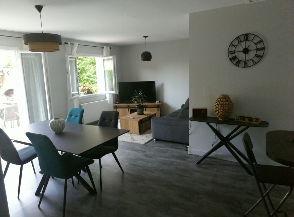 Location Maison maison meublée deux chambres Aurillac