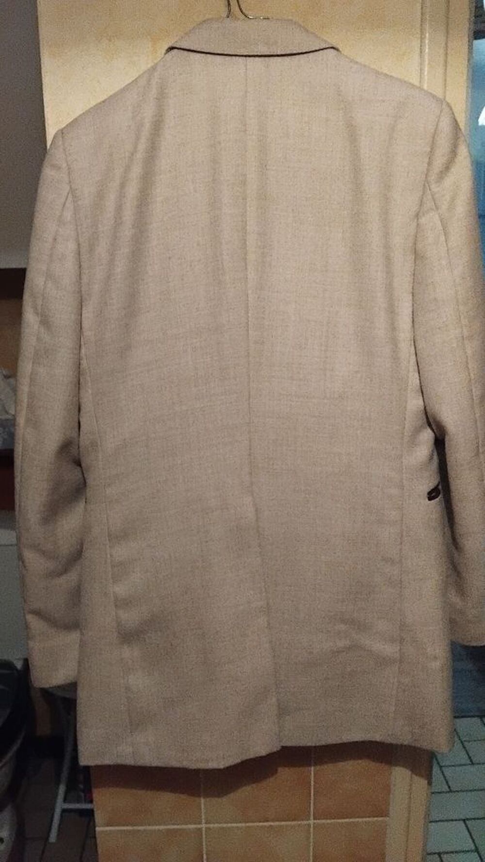 Costume 3 pi&egrave;ces NEUF 60% laine, fabrication France Vêtements