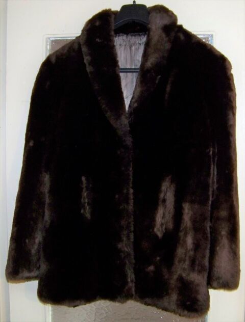 Veste manteau 3/4 femme renard dor 60 Igny (91)