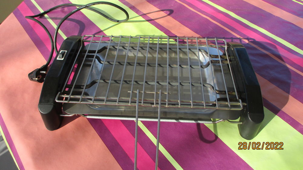 Barbecue - Grill de Table Electrique. Electroménager