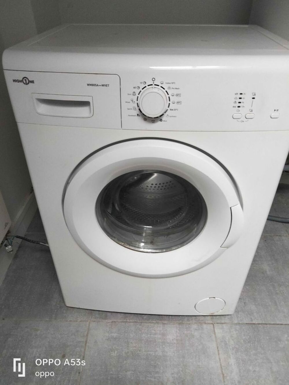 en cause d&eacute;m&eacute;nagement un frigo cong&eacute;lateur casi Neuf Whirlpool &agrave; 250€ et une machine &agrave; laver &agrave; 100e merci Electroménager