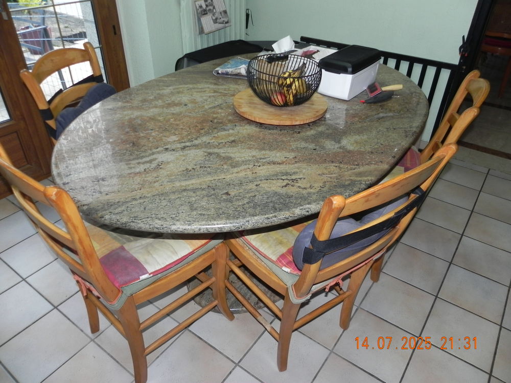 table granit Meubles